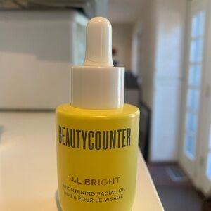 Beautycounter All Bright Brightening Facial Oil, .67 oz., full size, NEW IN BOX!